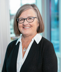 Ellen Barry, administratrice