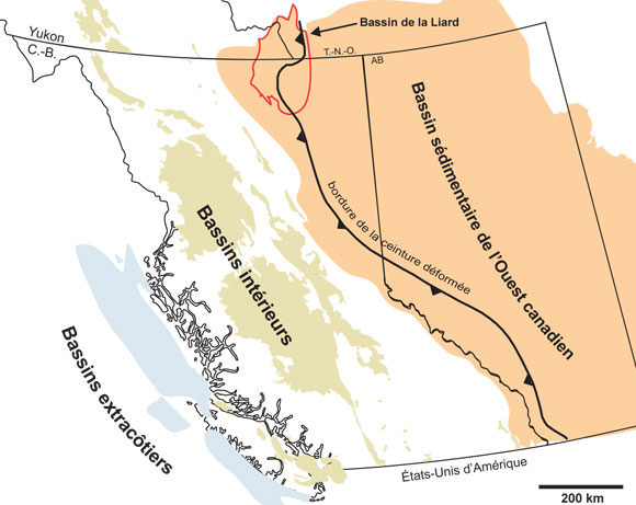 Figure 1. Emplacement du bassin de la Liard à l’intérieur du bassin sédimentaire de l’Ouest canadien. La frontière orientale du bassin de la Liard coïncide essentiellement avec la faille de Bovie (figure 2). Modification de Ferri et al. (2015)